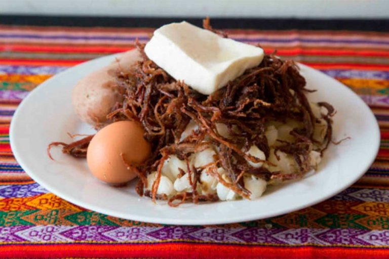 Explorando la Riqueza Gastronómica de Bolivia: Un Viaje de Sabores y ...